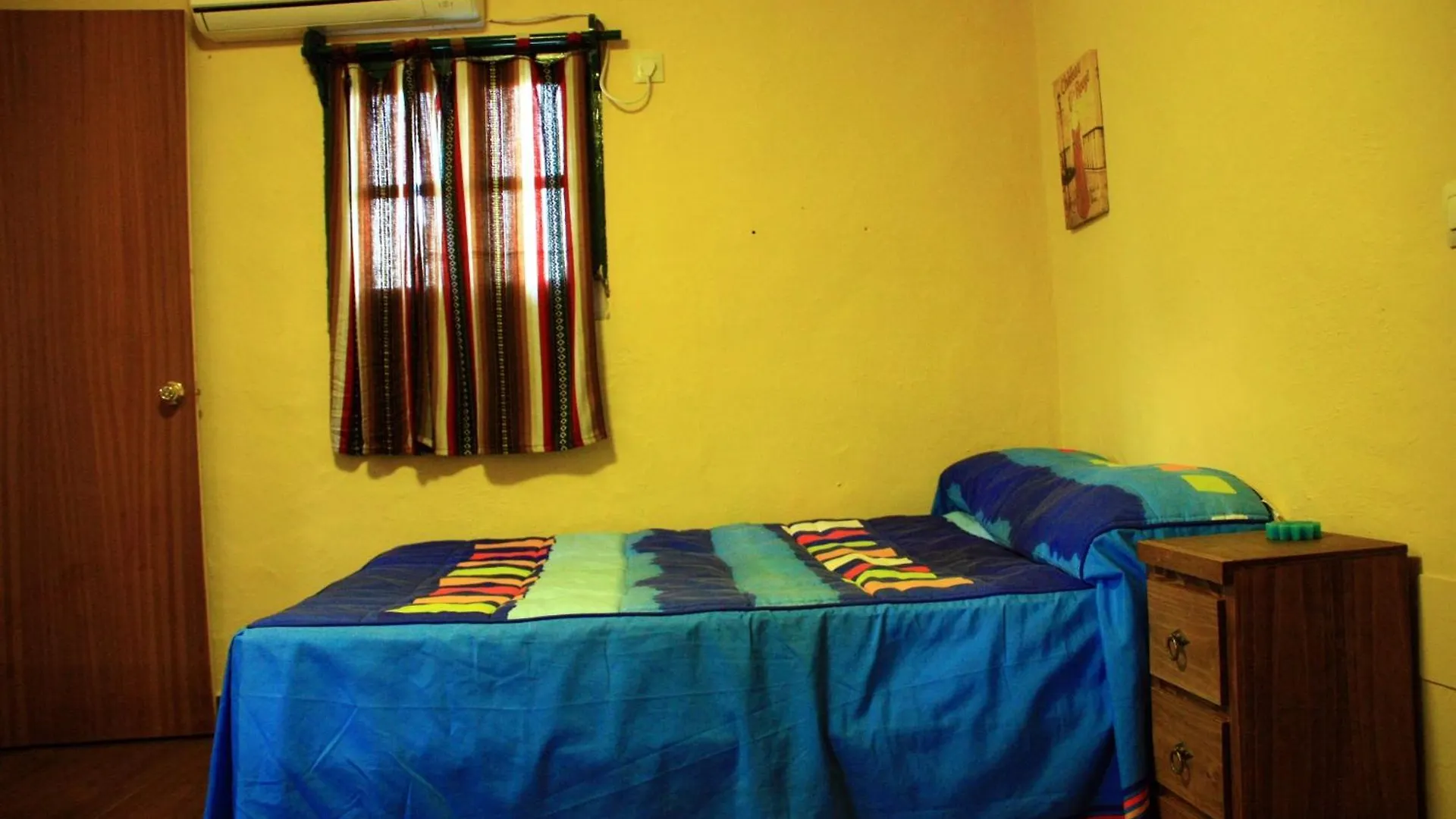 Camping Sierra De Las Nieves Yunquera 2*,