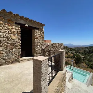 Casa De Piedra Yunquera